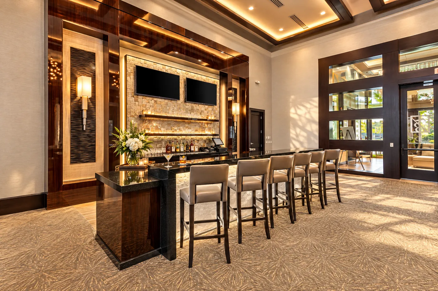 Seven Bridges clubhouse lounge bar